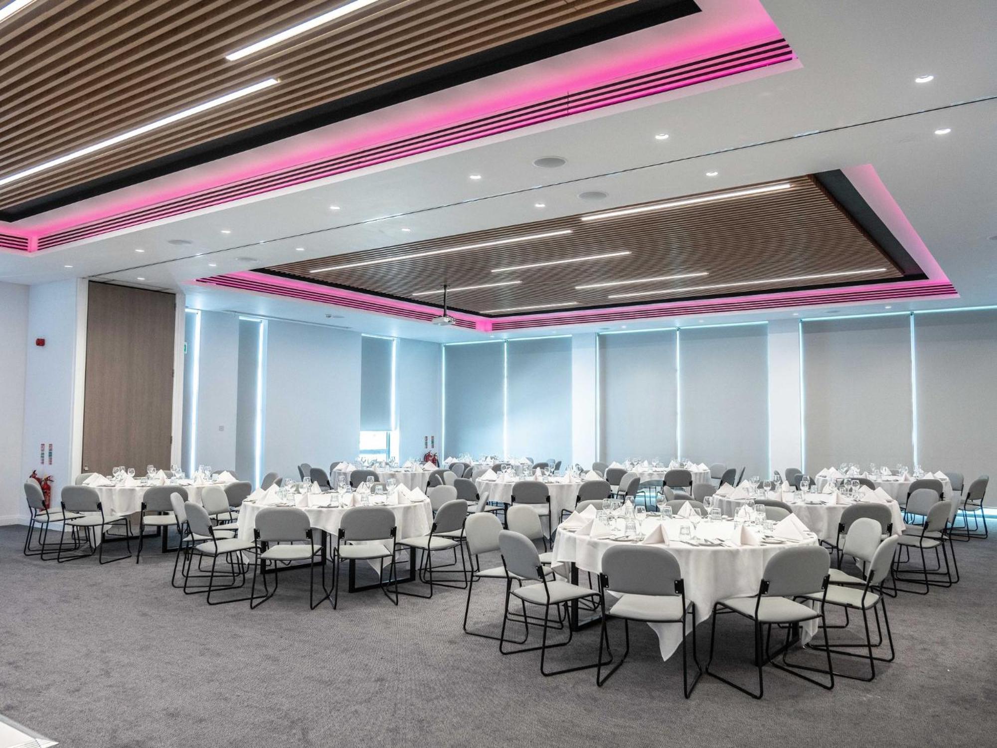Holiday Inn Birmingham Airport - Nec By Ihg Бікенхіл Екстер'єр фото